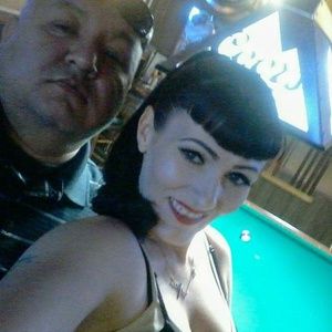 Meet your Posher, Chastity n robert